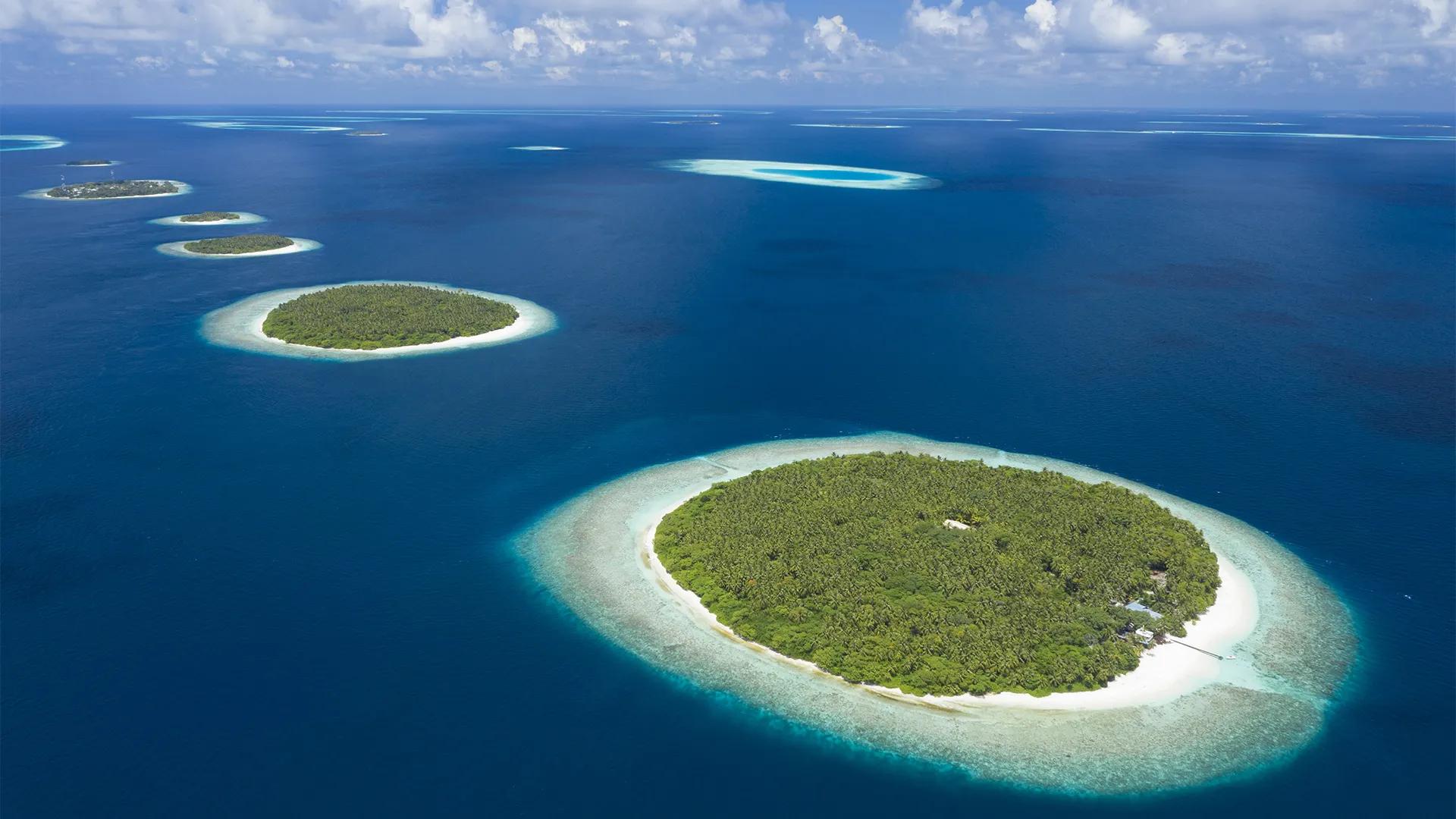 Royal Island Resort & Spa 5*