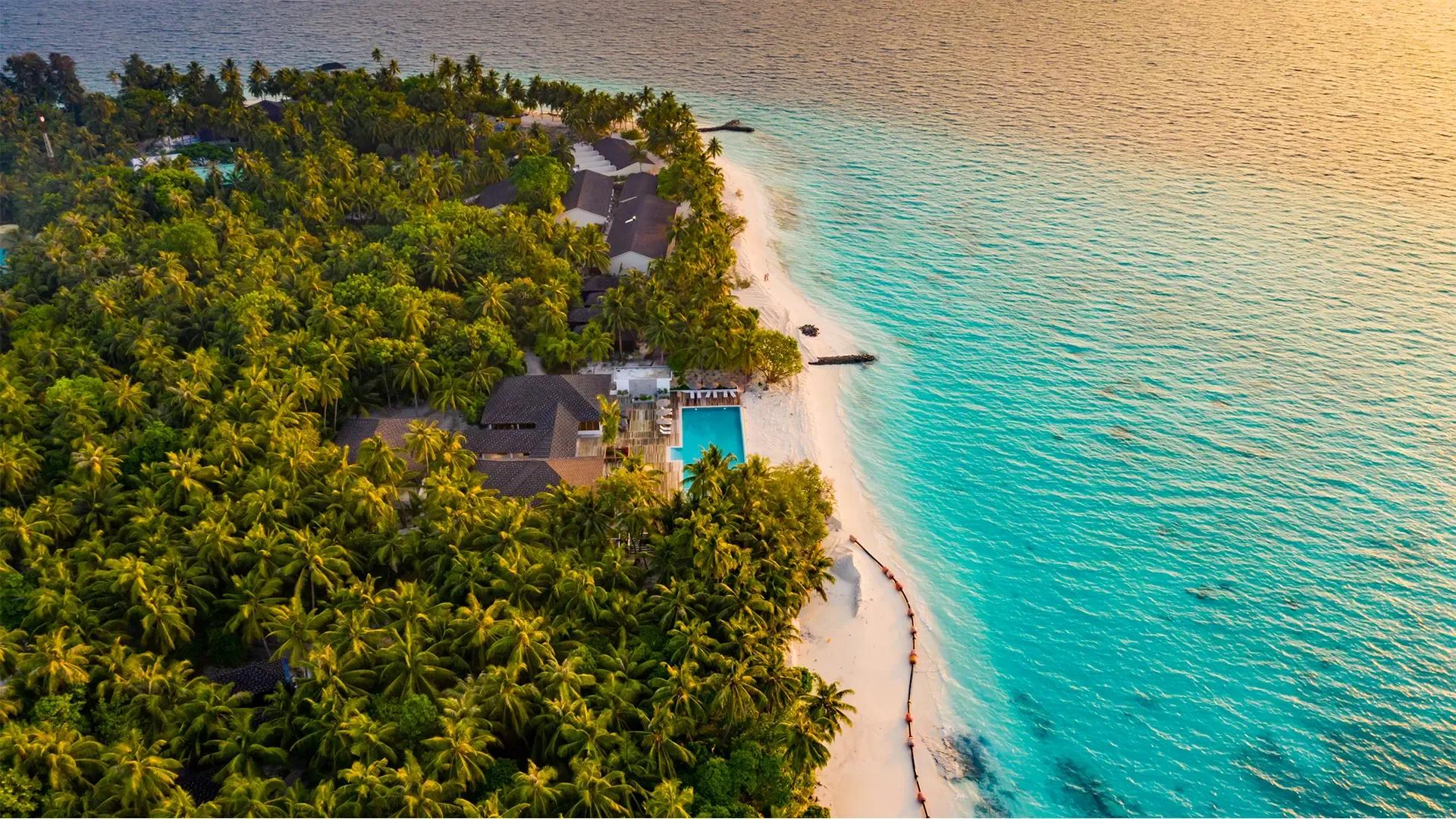 Fiyavalhu Maldives 4*