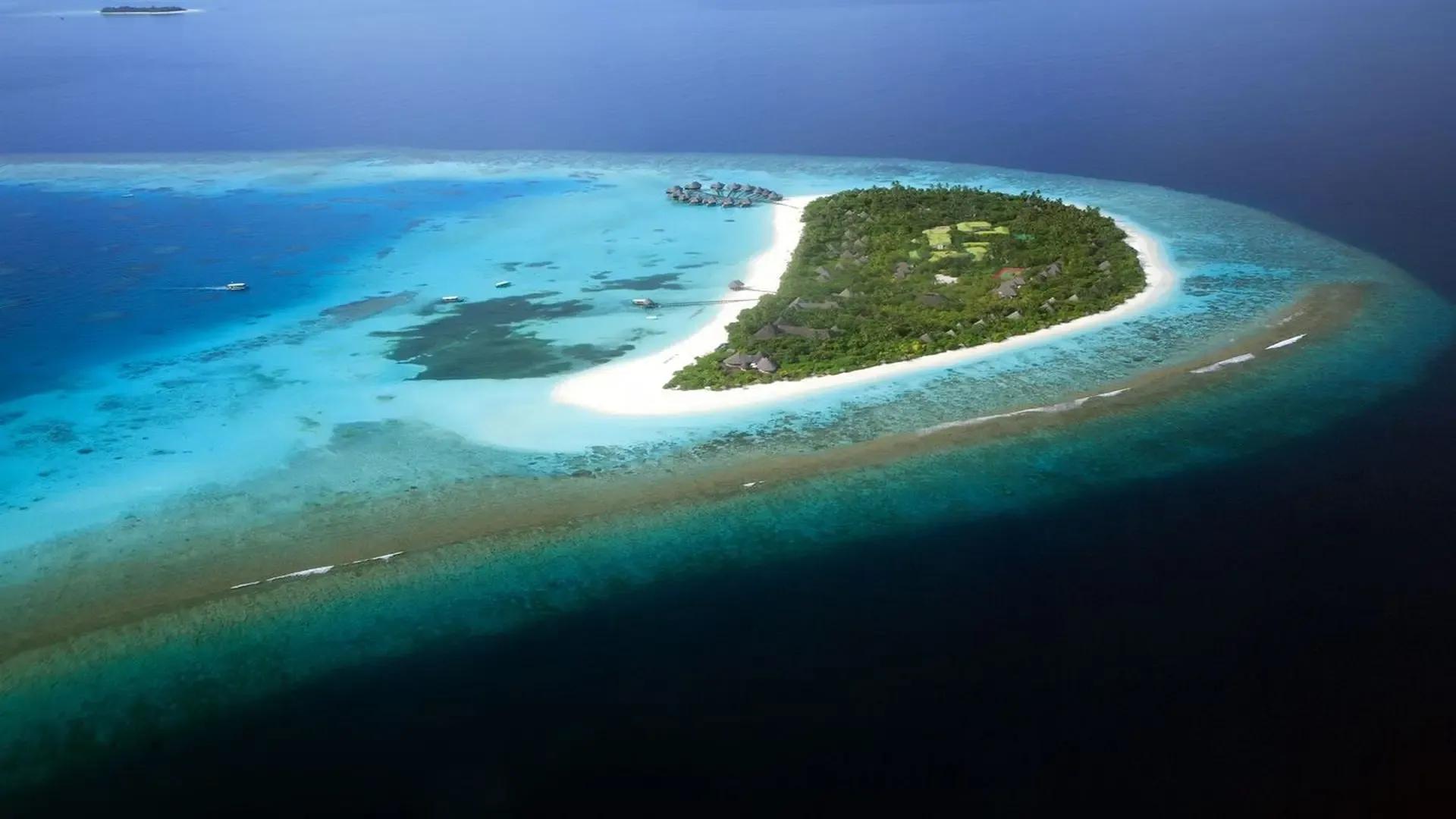 Coco Palm Dhuni Kolhu 5*