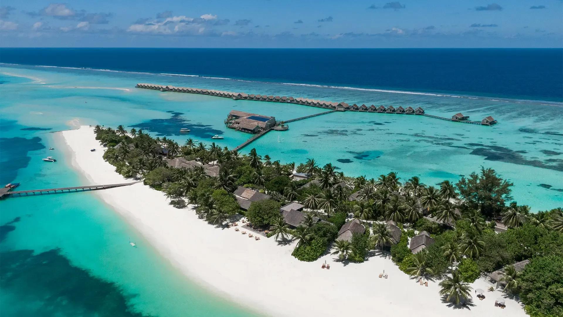 LUX* South Ari Atoll 5*