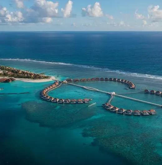 image-https://maldivus.ru/media/hotels/114/image/520x530/radisson-blu-resort-maldives-5-hotel-49291.webp
