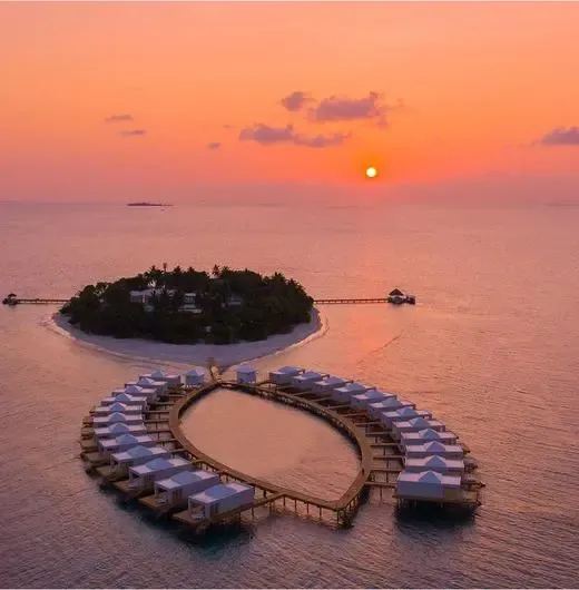 image-https://maldivus.ru/media/hotels/126/image/520x530/sandies-bathala-maldives-4-hotel-73350.webp