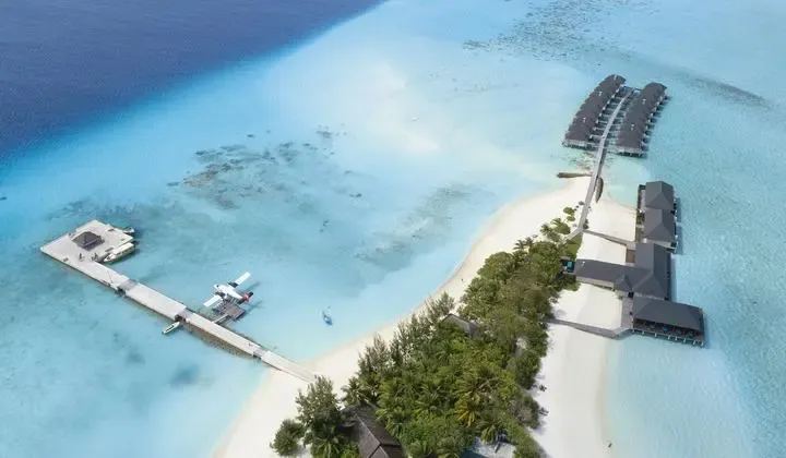Summer Island Maldives 4*