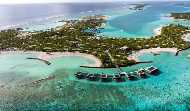 Patina Maldives Fari Islands 5*