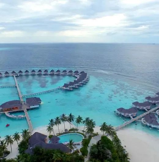 image-https://maldivus.ru/media/hotels/25/image/520x530/centara-grand-island-maldives-hotel-28222.webp