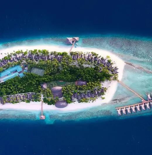 image-https://maldivus.ru/media/hotels/44/image/520x530/dreamland-the-unique-sea-lake-4-hotel-90513.webp