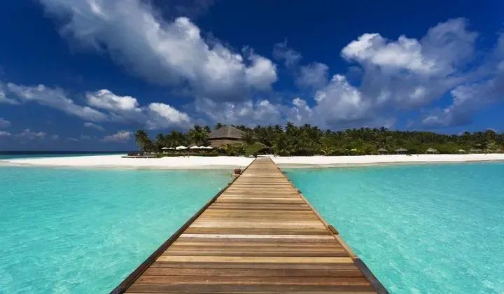 Filitheyo Island Resort 4*