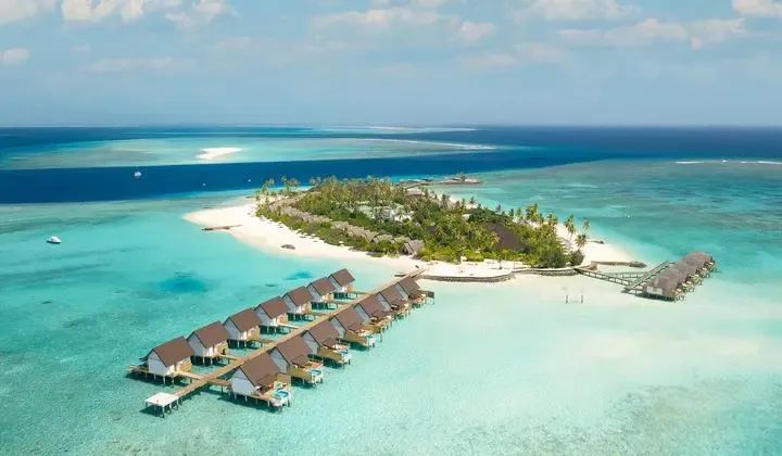 Fushifaru Maldives 5*