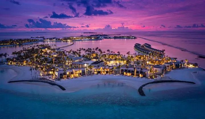 Hard Rock Hotel Maldives 5*