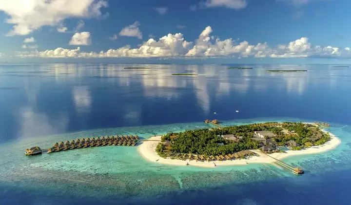 Kudafushi Resort & Spa 5*