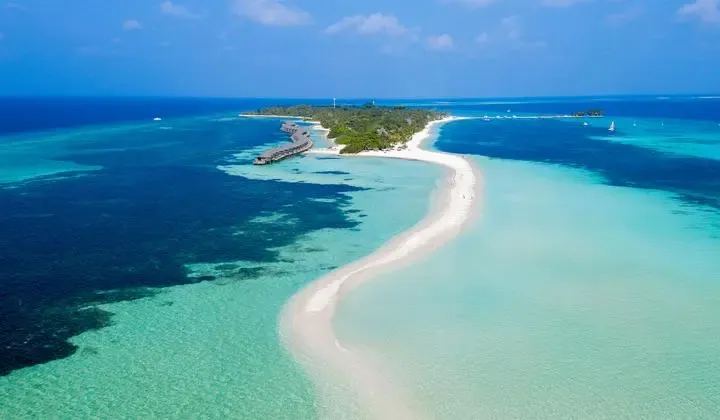 Kuredu Island Resort & Spa 4*