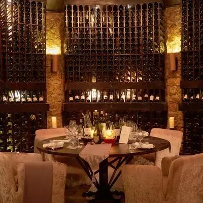 image-https://maldivus.ru/media/restaurants/207/image/400x400/-restaurant-80139.webp