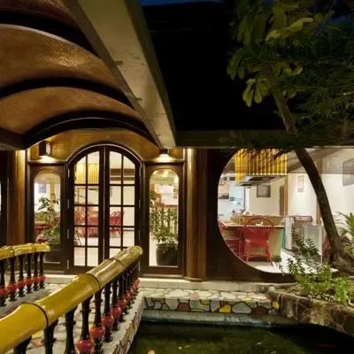image-https://maldivus.ru/media/restaurants/349/image/400x400/-restaurant-15050.webp