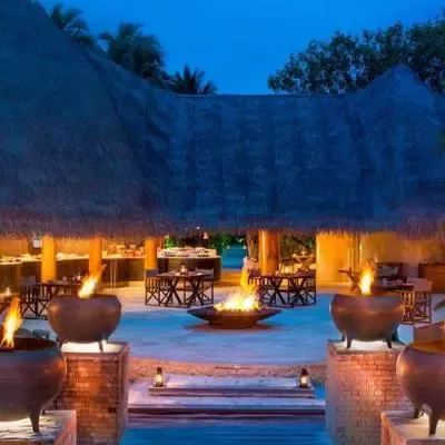 image-https://maldivus.ru/media/restaurants/553/image/400x400/-restaurant-95151.webp