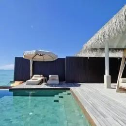 image-https://maldivus.ru/media/villas/2516/image/260x260/sunset-lagoon-suite-villa-24617.webp