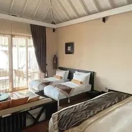 image-https://maldivus.ru/media/villas/2518/image/260x260/sunset-family-lagoon-suite-villa-49841.webp