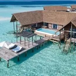 image-https://maldivus.ru/media/villas/2631/image/260x260/two-bedroom-como-sunrise-villa-villa-47807.webp