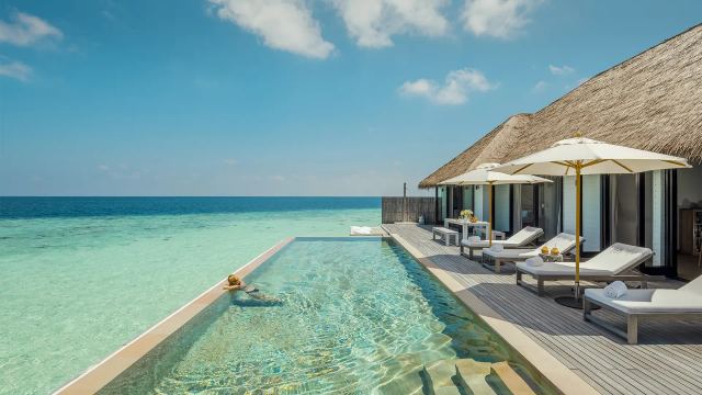 image-https://maldivus.ru/media/villas/2643/image/260x260/maalifushi-water-villa-villa-93048.webp
