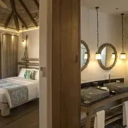 image-https://maldivus.ru/media/villas/2668/image/260x260/beach-villa-villa-45098.webp