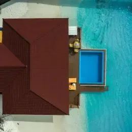 image-https://maldivus.ru/media/villas/2693/image/260x260/sangu-suite-villa-39156.webp