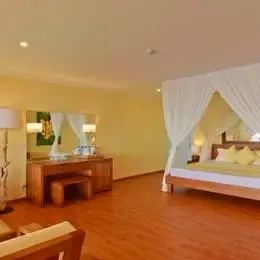 image-https://maldivus.ru/media/villas/2704/image/260x260/water-bungalow-villa-7195.webp