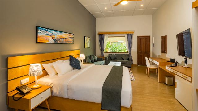 image-https://maldivus.ru/media/villas/2774/image/260x260/garden-villa-villa-87570.webp