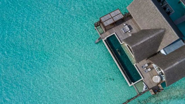 image-https://maldivus.ru/media/villas/2800/image/260x260/sunset-two-bedroom-water-suite-villa-42330.webp