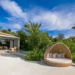 image-https://maldivus.ru/media/villas/3004/image/260x260/beach-villa-with-pool-villa-60287.webp