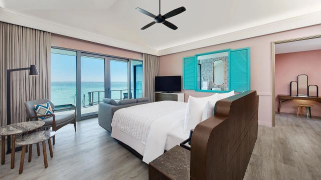 image-https://maldivus.ru/media/villas/3052/image/260x260/sunset-overwater-pool-villa-40512.webp
