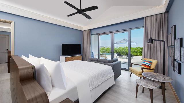 image-https://maldivus.ru/media/villas/3053/image/260x260/2-bedroom-beach-pool-villa-68865.webp