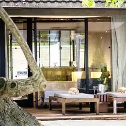 image-https://maldivus.ru/media/villas/3056/image/260x260/beach-villa-villa-71911.webp