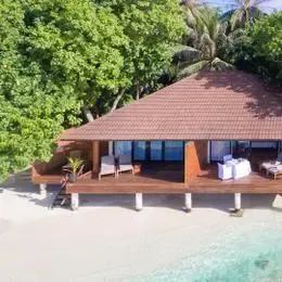 image-https://maldivus.ru/media/villas/3062/image/260x260/lagoon-villa-villa-12112.webp