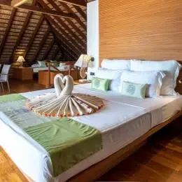 image-https://maldivus.ru/media/villas/3122/image/260x260/superior-suite-villa-42789.webp