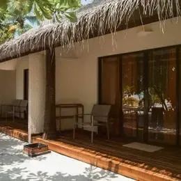 image-https://maldivus.ru/media/villas/3124/image/260x260/beach-bungalow-villa-93326.webp