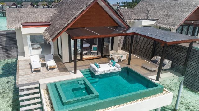 image-https://maldivus.ru/media/villas/3152/image/260x260/deluxe-water-pool-villa-villa-63041.webp