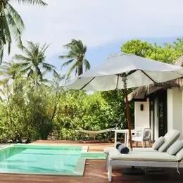 image-https://maldivus.ru/media/villas/3158/image/260x260/beach-pool-villa-villa-1987.webp