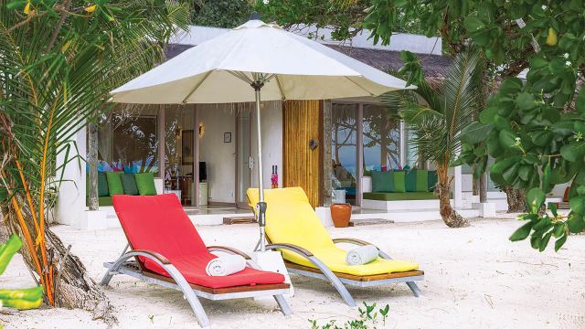 image-https://maldivus.ru/media/villas/3173/image/260x260/deluxe-beach-villa-villa-54455.webp