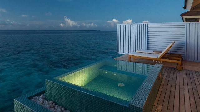 image-https://maldivus.ru/media/villas/3529/image/260x260/ocean-overwater-pool-villa-villa-18365.webp