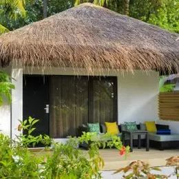 image-https://maldivus.ru/media/villas/3578/image/260x260/deluxe-villa-villa-86286.webp