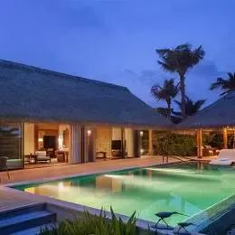 image-https://maldivus.ru/media/villas/3609/image/260x260/king-beach-villa-with-pool-villa-74586.webp