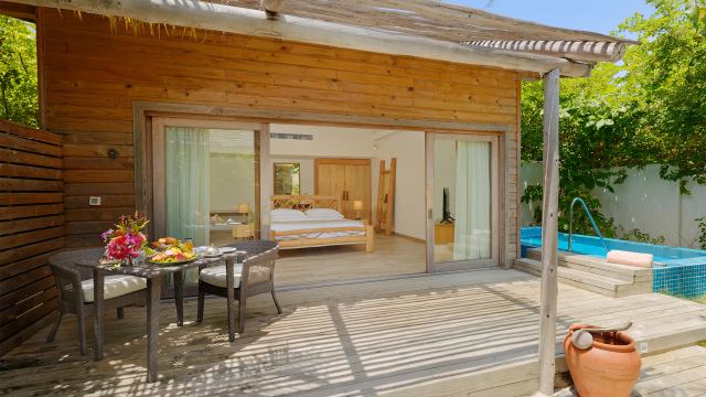 image-https://maldivus.ru/media/villas/3629/image/260x260/beach-suite-with-pool-villa-92186.webp