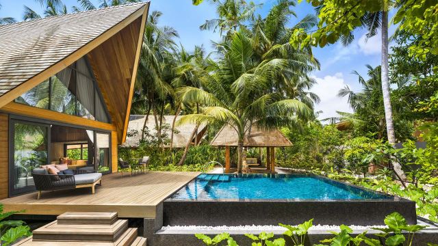 image-https://maldivus.ru/media/villas/4864/image/260x260/garden-villa-with-pool-villa-46502.webp