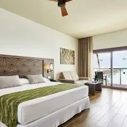 image-https://maldivus.ru/media/villas/4968/image/260x260/double-standard-villa-19133.webp