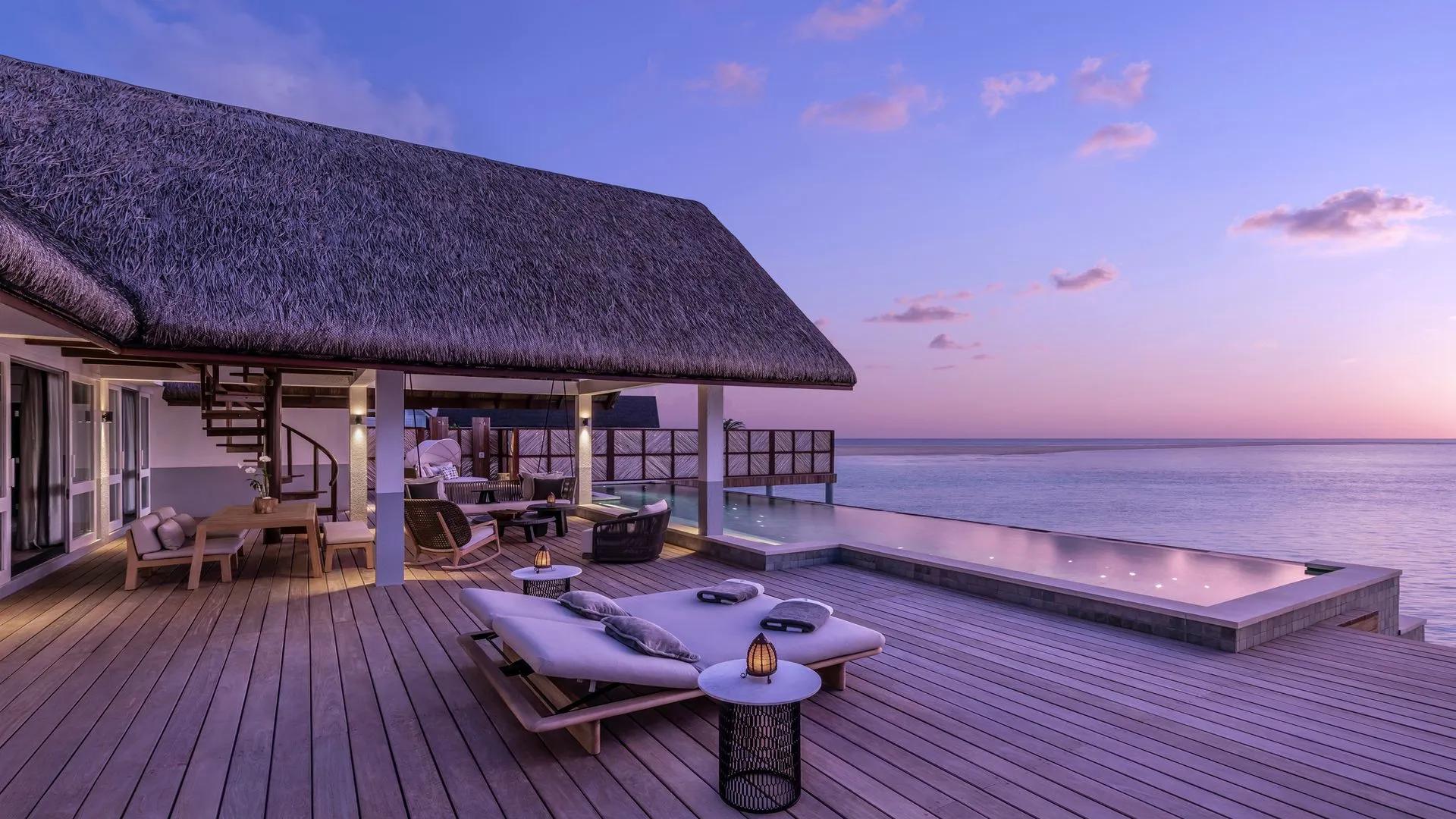 Four Seasons Resort Maldives at Landaa Giraavaru