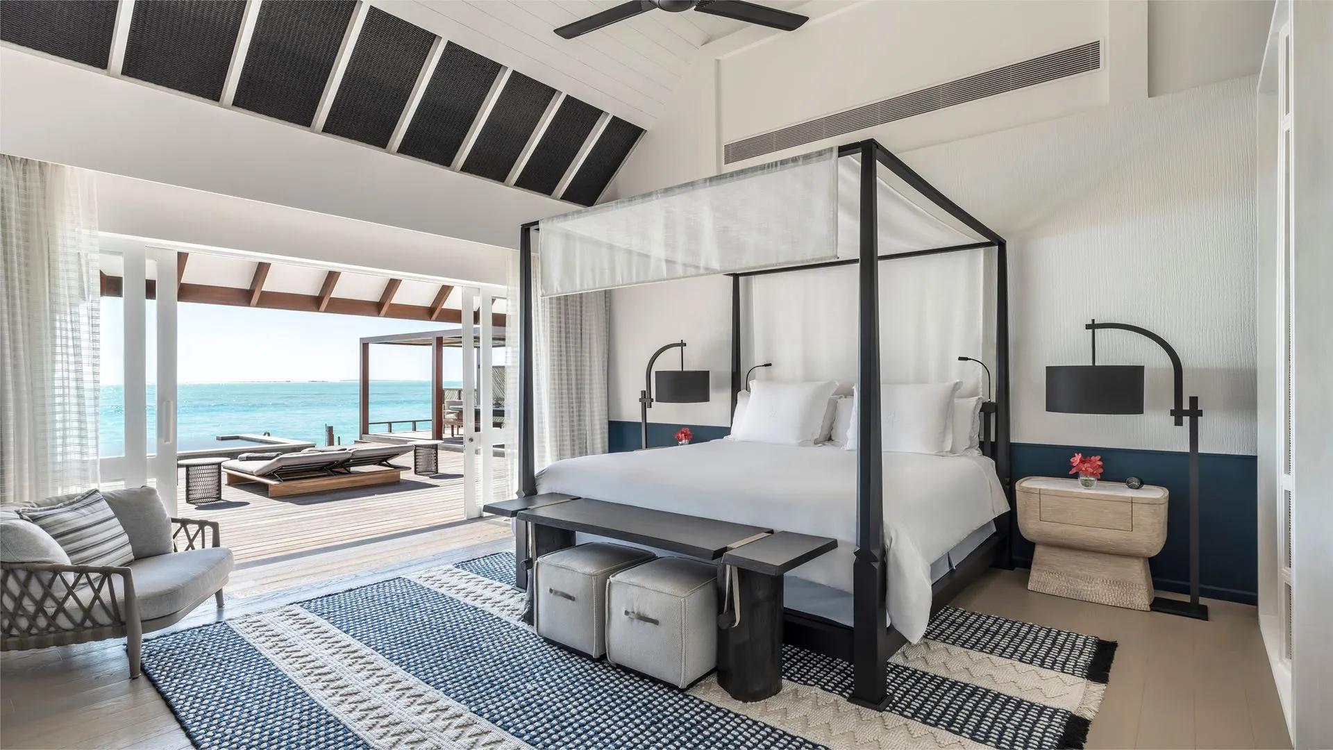 Four Seasons Resort Maldives at Landaa Giraavaru
