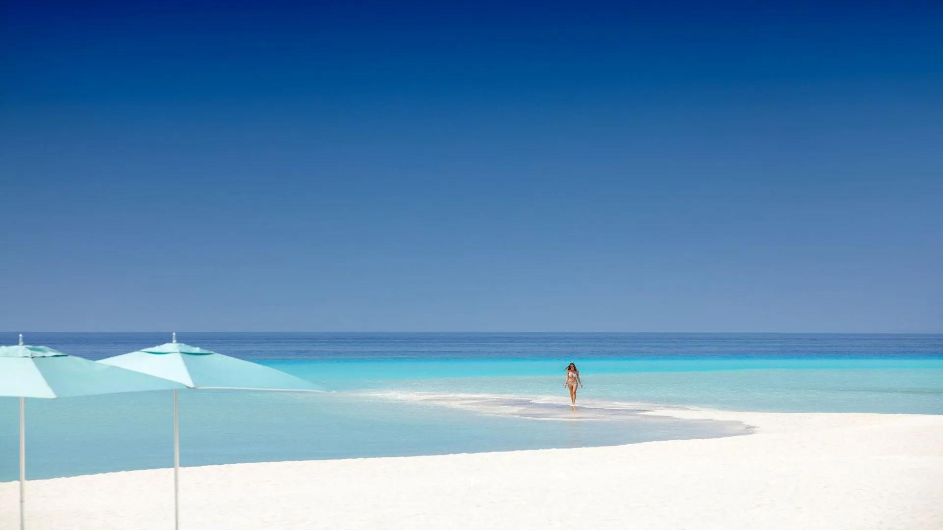Four Seasons Resort Maldives at Landaa Giraavaru