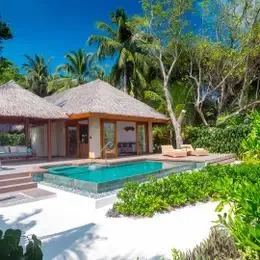 image-https://maldivus.ru/media/villas/2549/image/260x260/baros-suite-villa-68173.webp