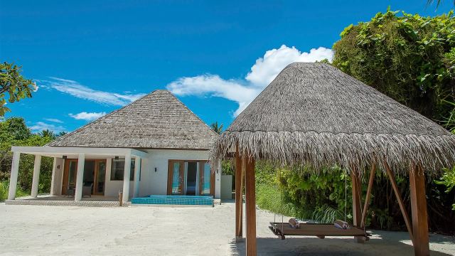 image-https://maldivus.ru/media/villas/2869/image/260x260/beach-residence-with-plunge-pool-villa-95927.webp